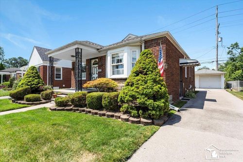 1508 12th St, Wyandotte, MI, 48192-3356 | Card Image