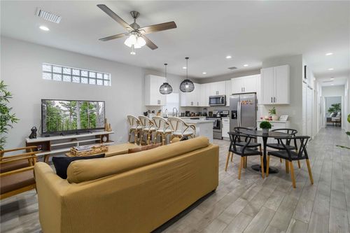 18 S D St, LAKE WORTH, FL, 33460-3653 | Card Image