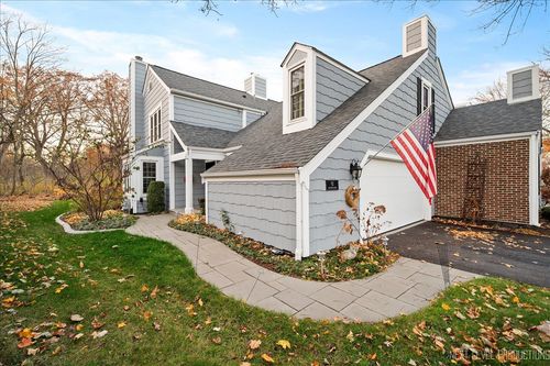 92 Whittington Crse, St. Charles, IL, 60174-5784 | Card Image