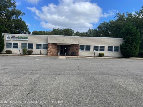 75 Lacey Rd, Whiting, NJ, 08759-2938 | Card Image