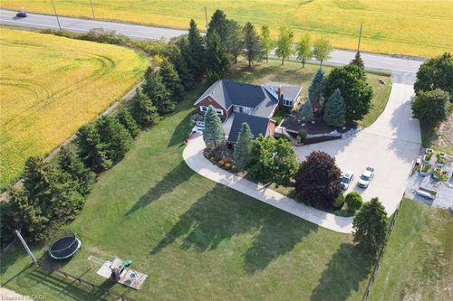 1284 Highway 54, Caledonia, ON, N3W1V9 | Card Image