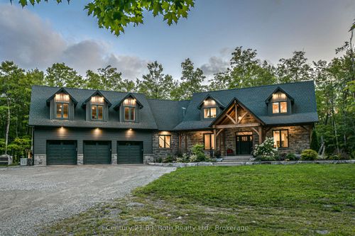 3082 Fairgrounds Rd, Severn, ON, L3V0Y2 | Card Image