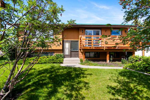 204 Silverthorn Close, Olds, AB, T4H1B2 | Card Image