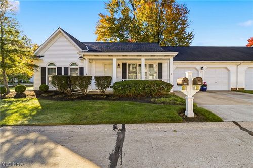 380 Chesapeake Cove, Painesville, OH, 44077 | Card Image