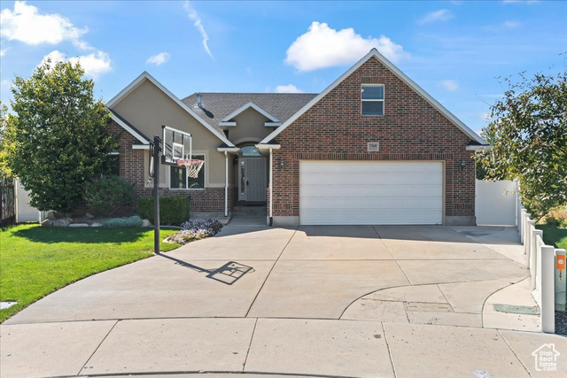 Silver Spot Ct, Riverton, UT 84096
