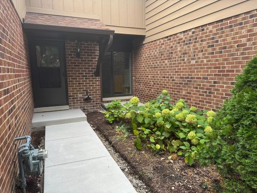 1244 Loughborough Ct, Wheaton, IL, 60189-7617 | Card Image