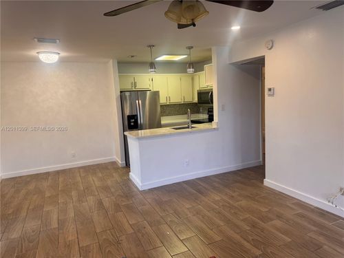 204-10023 Winding Lake Rd, Sunrise, FL, 33351-5829 | Card Image