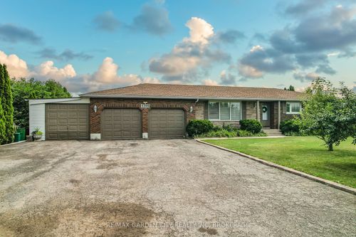 4399 Fifteenth St, Jordan Station, ON, L0R1S0 | Card Image