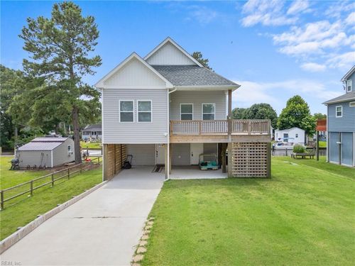 105 Barracuda St, Moyock, NC, 27958-9389 | Card Image