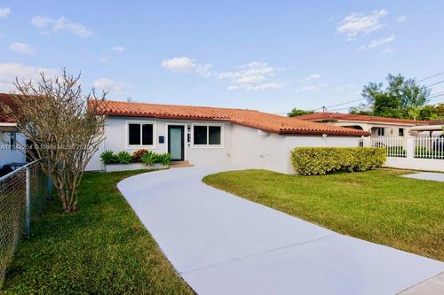 1-8943 Sw 25th St, Miami, FL, 33165-2020 | Card Image