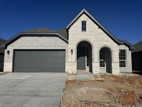 810 Misty Ln, Cleburne, TX, 76033-4786 | Card Image