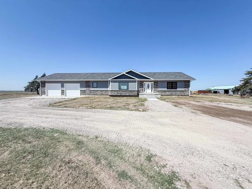 1135 280th Ave, Hays, KS, 67601-9325 | Card Image
