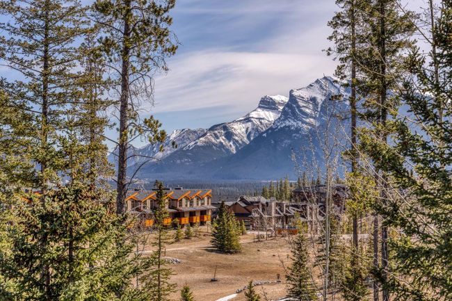 158 Hubman Landing, Home with 4 bedrooms, 3 bathrooms and 4 parking in Canmore AB | Image 37