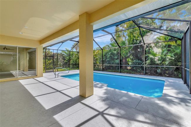 700 Silk Oak Drive, House other with 3 bedrooms, 2 bathrooms and null parking in Venice FL | Image 46