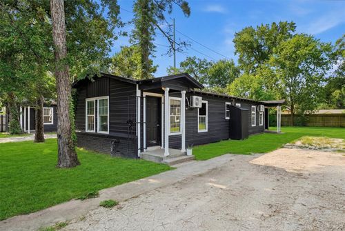 8034 Record St, Houston, TX, 77028-1460 | Card Image