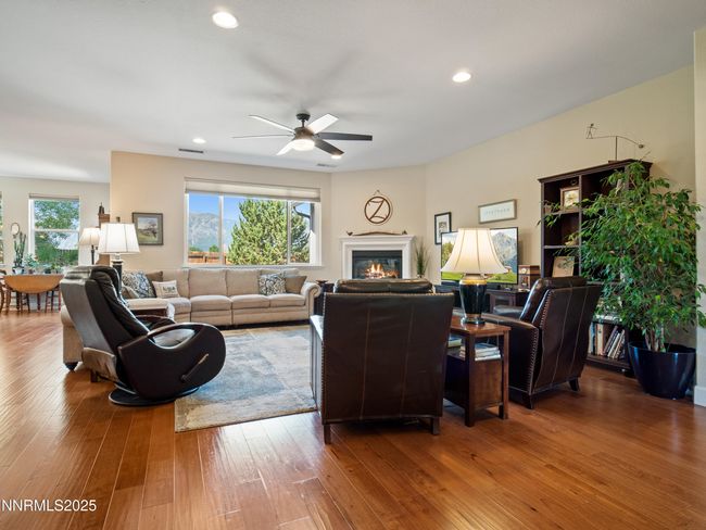 1221 Lasso Ln, House other with 3 bedrooms, 3 bathrooms and 5 parking in Gardnerville NV | Image 4