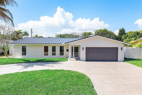 5711 Ne 20th Ter, Fort Lauderdale, FL, 33308-2428 | Card Image