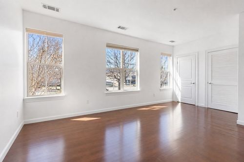 4105-4 Repton Cir, Watertown, MA, 02472 | Card Image