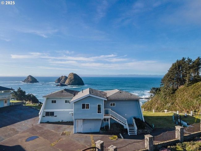 1816 Maxwell Mountain Rd, House other with 12 bedrooms, 9 bathrooms and 4 parking in Oceanside OR | Image 8