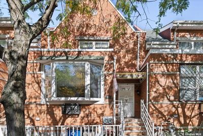 27 Noll Street, Home with 5 bedrooms, 3 bathrooms and 1 parking in Bushwick NY | Image 1