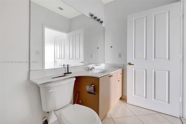 APT-305 - 2280 Sw 32 Nd Ave, Condo with 2 bedrooms, 2 bathrooms and null parking in Miami FL | Image 19