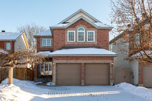 28 Borealis Cres, Ottawa, ON, K1K4T4 | Card Image