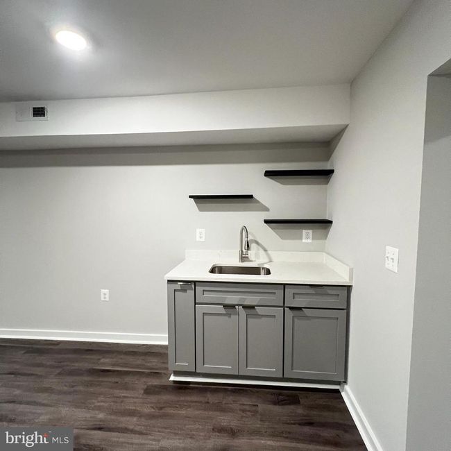 1217 W Lanvale St, Townhouse with 5 bedrooms, 4 bathrooms and null parking in BALTIMORE MD | Image 29