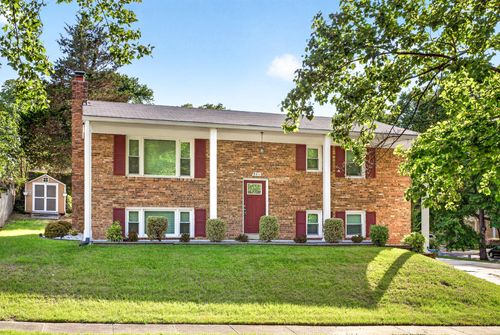 9015 Dixon Dr, CLINTON, MD, 20735-3610 | Card Image
