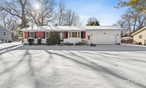 7575 Whitehall Road, Whitehall, MI, 49461 | Card Image