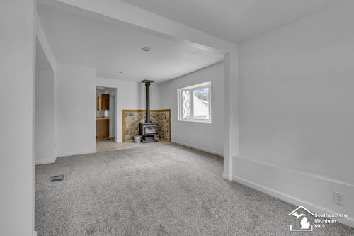 7316 Summerfield Rd, Lambertville, MI, 48144-9437 | Card Image