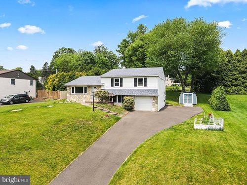 279 Fairhill Dr, SOUTHAMPTON, PA, 18966-1309 | Card Image