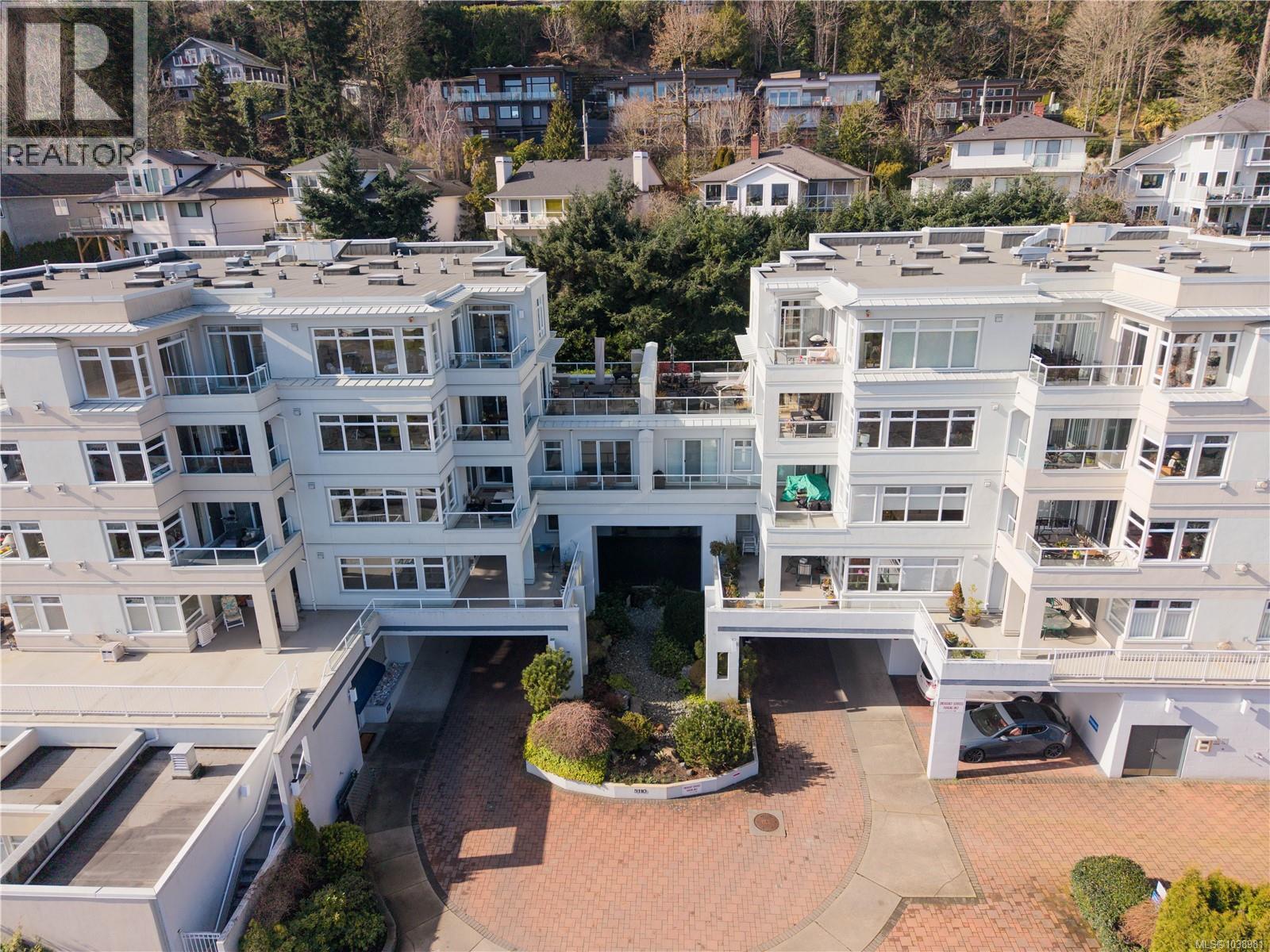 Residential in Saanich