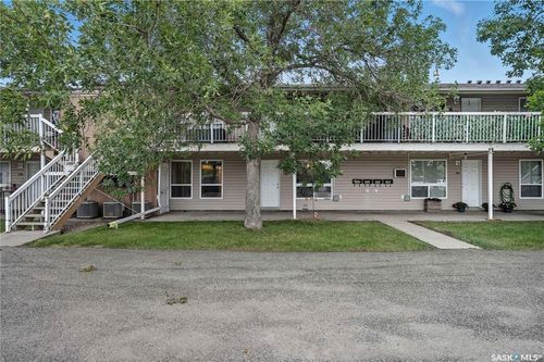 300-160 Gore Pl, Regina, SK, S4T7S4 | Card Image