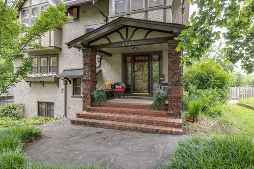 1715 Cedar Ln, Nashville, TN, 37212-5803 | Card Image