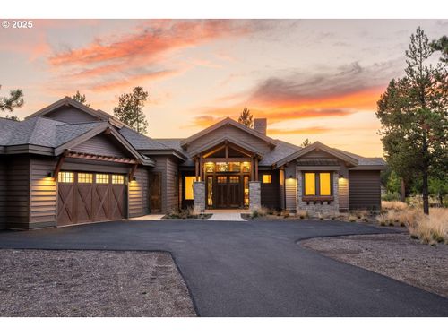 56673 Glowstone Loop, Bend, OR, 97707-2272 | Card Image