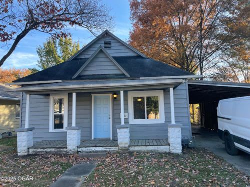 512 E 21st St, Pittsburg, KS, 66762-2920 | Card Image