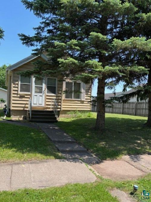 218 S 63rd Ave W, Duluth, MN, 55807-2263 | Card Image