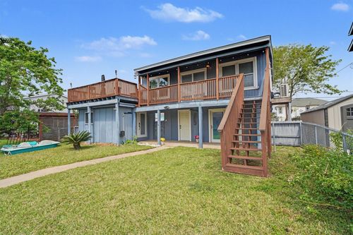 370 Ling St, Hitchcock, TX, 77563-2617 | Card Image