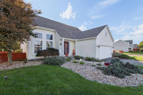 415 Hillcrest Dr, Circleville, OH, 43113-1193 | Card Image