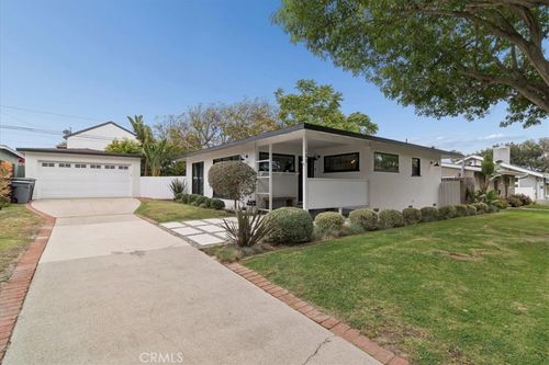 135 Calle De Andalucia, Redondo Beach, CA, 90277-6702 | Card Image