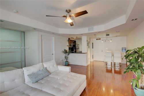 apt-409-800 West Ave, Miami Beach, FL, 33139-5530 | Card Image