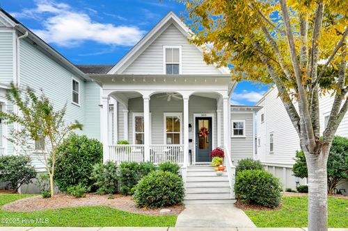 303 E Water St, Washington, NC, 27889-4584 | Card Image