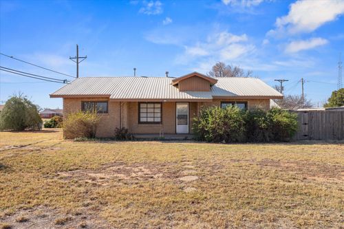 1108 8th Street, Shallowater, TX, 79363 | Card Image
