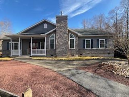 102 Lehigh River Ct, Gouldsboro, PA, 18424-9514 | Card Image