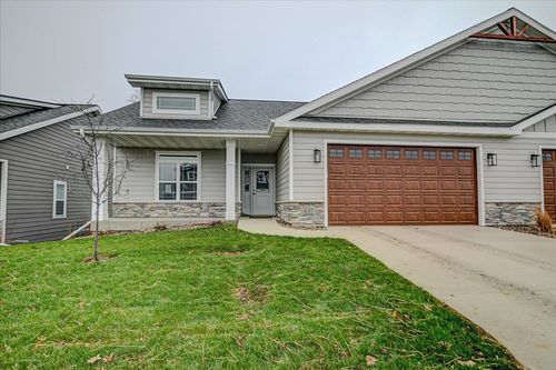 4155 Fox Forest Way, Deforest, WI, 53532-8810 | Card Image