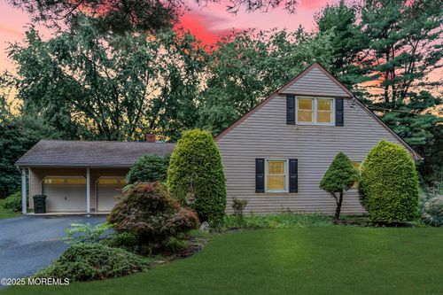 9 Charleston Springs Rd, MILLSTONE TOWNSHIP, NJ, 08510-8167 | Card Image