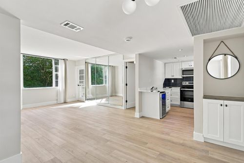 316-1810 New Palm Way, Boynton Beach, FL, 33435-2825 | Card Image