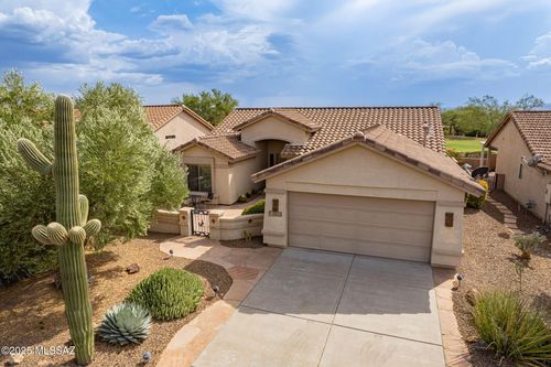 1880 E Desert Lark Pass, Green Valley, AZ, 85614-6121 | Card Image