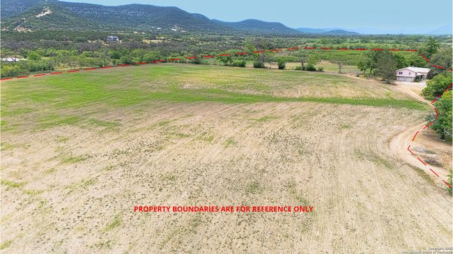 6671 Ranch Road 1120, Home with 4 bedrooms, 3 bathrooms and null parking in Rio Frio TX | Image 43