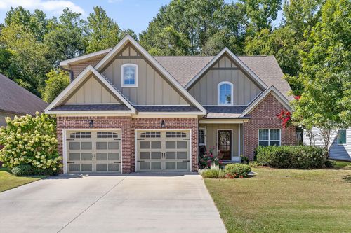 2452 Waterhaven Dr, Chattanooga, TN, 37406-1126 | Card Image